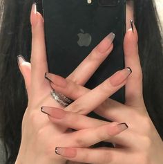 Detachable Fashion, Black Nail Tips, Carcase Iphone, Fake Nails With Glue, French Acrylic Nails, Girls Nails, Artificial Nails, Nail Accessories, Best Acrylic Nails