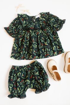 blue ruffle smocked dress + bloomers Ivy City Girls Baby Gracie Dress Set Holly | Size: 3-6M Holly Print, Smocked Dress, Dress Set, Elbow Length Sleeve, Square Necklines, City Girl, Square Neckline, Extra Long, Set Dress