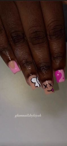 Pink Artista press-on nails. (Short Square in photo) Short Black And Pink Nails, Square Tip Nails, Pink Nails Short, Black And Pink Nails, Y2k Baddie Aesthetic, Nails Short Square, Y2k Baddie, Baddie Aesthetic, Tip Nails