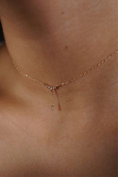 A glimmer of a droplet falls gently from a shining crescent to be cradled on your collarbone. The Lune Drop is a mini lariat and adjusts from a short lariat to choker length. Sparkles beautifully against skin and plays well with all your other necklaces! 14k yellow goldRose cut and round brilliant white diamonds (2mm, 1.5mm, 1mm)Adjustable from 15-17" Your piece will be made-to-order—please allow 4 to 6 weeks for us to create the piece before shipping to you. Laurie Fleming, خواتم خطوبة, Necklaces Handmade, Blue Green Sapphires, Classy Jewelry, Jewelry Lookbook, Green Sapphire, Engagement Ring Wedding Band, Dream Jewelry