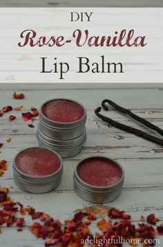 Diy Lipbalm, Make Up Diy, Rose Lip Balm, Vanilla Lip Balm, Lip Balm Recipes, Homemade Lip Balm