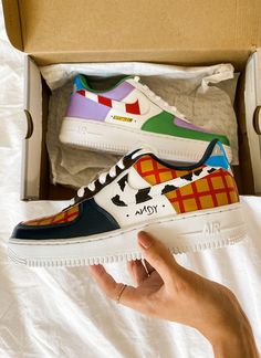 Air Force 1 Toy Story customs! Made using Angelus products only, so great quality. The sneakers are scratch- and waterproof.  To clean them, use some warm water with soap and a rag or soft bristle brush. Toy Story Air Force 1, Air Force Ideas, Painted Air Force 1, Custom Sneakers Diy, Custom Shoes Diy, Nike Shoes Girls, Preppy Shoes, Custom Nike Shoes