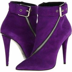 Purple boots Purple Pumps, Giuseppe Zanotti Heels, Everything Purple, Purple Things, High Heel Stiefel, Buckles Fashion, I Love Purple, Purple Reign, The Color Purple