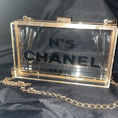 Clear And Gold Custom Design Bag Clear Purses, Design Bag, Chanel Paris, Mini Bags, Design Color, Gold Black, Mini Bag, Banks, Bags Designer