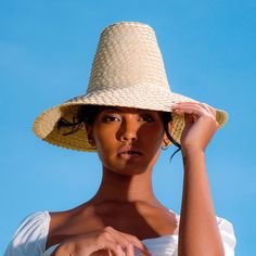 BrunnaCo Kemala Woven Straw Hat made for summer beach season. Crafted from lightweight natural palm straw Beach Straw Hat, Hat Photography, Straw Hat Beach, Classy Looks, Beach Attire, Ethical Fashion Brands, Big Hat, Island Getaway, Women Artisans