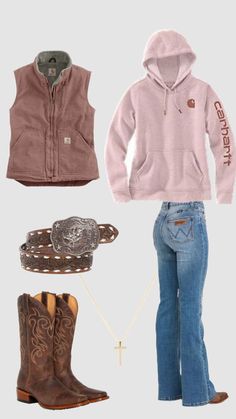 Red Ariat Jacket Outfit, Casual Camo Outfits, Cowboy Boots And Sweater Outfits, Cute Western Sweatshirts, Western Aesthetic Fashion, Winter Outfits Texas, Dress Like A Farmer Day At School, Western Outfit Inspo For School, Winter Country Girl Outfits