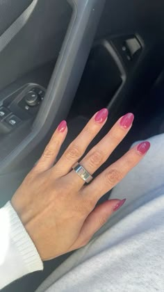 fall, nails, burgundy, oura ring Dark Pink Fall Nails, Pink And Burgundy Nails, Fall Nails Burgundy, Pink Fall Nails, Nails Burgundy, Pink Fall