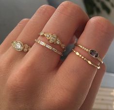 DIAMOND DOLCE RING Nail Jewelry, Dope Jewelry, Jewelry Lookbook, Hand Jewelry, Girly Jewelry, Dream Jewelry, Jewelry Inspo, Dainty Jewelry, Pretty Jewellery