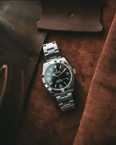 Blazer Outfits Men, Pocket Watch Tattoo, Gentleman Aesthetic, Rolex Explorer Ii, Rolex Date, Rolex Explorer, Men's Vintage Watch, Wrist Candy