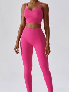 PRODUCT FEATURES: Rib Seamless Breathable.? quick-dry. moisture absorption. Wear-tested by our in-house team for the perfect fit. FABRICATION: 87% Nylon 13% Spandex Sweat-wicking technology that can remove moisture from your body BRA BODY LENGTH: S?- 25cm (9.85inch) M?- 30cm (11.8inch) L?- 32cm (14.1inch) Back Yoga, Body Bra, Body Skirt, Slip Shorts, Strapless Bandeau, Vest Women, Yoga Set, Yoga Bra, Fitness Yoga