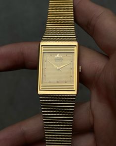 ✨ VINTAGE SEIKO TANK GOLD TONE QUARTZ WATCH / BASE METAL + STAINLESS STEEL / V701-5K60 / 126716 / JAPAN • SIZE : 23x30mm • COND : 90% • More details at Artizenstore.com ( Link in bio ) #vintagewatch #seikovintage #tankwatch Watch Drawer, Mens Luxury Lifestyle, Art Deco Watch, Expensive Jewelry Luxury