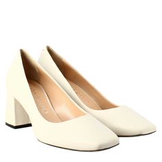 Décolleté for women with square toe in beige leather
7 cm high heel
Leather lining
Leather sole
Made in Italy

Composition:
 Upper: 100% Leather
 Lining: 100% Leather
 Bottom: 100% Leather
 Insole: 100% Leather Slingback Pump, Handmade Shoes, Womens Heels, Beige Color, Elegant Woman, Full Grain Leather, Shoe Brands, Shoes Online, High Heel