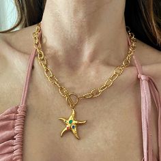 Starfish Gold Necklace, Gold Chunky Jewelry, Gold Necklace Aesthetic, Chunky Jewelry Necklace, Gold Chunky Necklace, Chunky Gold Necklace, Modern Y2k, Chunky Gold Necklaces, Layering Style