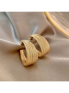 Yellow Gold  Collar  Zinc Alloy   Embellished   Women Fashion Jewelry Disco Colors, Gold Earrings Studs Simple, Cute Ankle Boots, Indian Wedding Jewelry Sets, Gold Earrings Models, Metal Drop, Geometric Type, Luxury Earrings, Loop Earrings