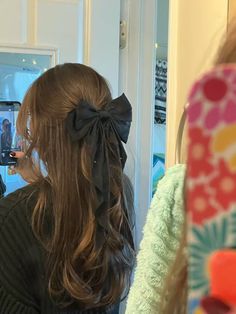 Curly Hair With Bow Hairstyles, Cute Hairstyles For Long Hair With Bow, Coquette Bow Hairstyle, Bows In Braids Aesthetic, Hair Bow Aesthetic Curly Hair, Brown Hair Inspo, Beautiful Curly Hair, Brown Wig, Easy Hairstyles For Long Hair