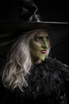 Witch Sfx Makeup, Halloween Latex Makeup, Simple Witch Makeup, Witches Makeup, Sfx Prosthetics, Halloween Schminke, Theater Makeup