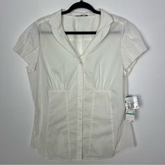 Anne Klein Nwt Button Front Blouse Stretch Ivory Professional Office Size 16 New With Tags! Ivory, Button Front, Collared, Stretch. Size 16 Armpit To Armpit - 21" Waist - 19.25" Length - 26" All Measurements Are Approximate And Taken While The Garment Is Laying Flat Cream Button-up Blouse With Button Closure, Professional Office, Anne Klein, Cream White, Size 16, Button Down Shirt, Womens Tops, Cream, Tags