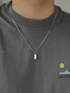 Minimalist pendant necklace - Shop at The Korean Fashion Chains Necklace For Men, Aesthetic Accesories Men, Male Chains Necklaces For Men, Silver Chain With Pendant Men, Aesthetic Chains Men, Guys Jewelry Necklaces, Neck Accessories For Men, Men Jewelry Silver, Male Jewelry Necklace