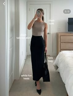 Office Outfits Hourglass Shape, Bank Teller Outfit Work Attire, Bridal Stylist Outfit, Business Casual Outfits Pencil Skirt, Pencil Skirt Office Outfits, Women Attorney Outfits, Abercrombie Work Outfits, Business Casual Healthcare, Lawyer Fashion Aesthetic