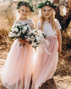 Flower Girl Dresses: 21 Looks For Girls FAQs ★ Adult Flower Girl Dresses, Flower Girl Dress For Older Girl, Daughter Bridesmaid Dresses, Vintage Flower Girl Dress, Flower Girl Boho Dress, Spring Flower Girl Dresses, Kids Wedding Outfits Girl, Multiple Flower Girls