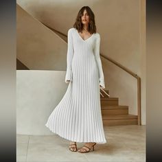 Brand New, Missing Tags. Size S/M. Super Soft & Stretchy Chic White Ribbed Dress, White Ribbed Fitted Maxi Dress, White Long Sleeve Ribbed Dress, White Ribbed Long Sleeve Dress, Long White Ribbed Sweater Dress, Elegant Long White Sweater Dress, Chic Long White Sweater Dress, Chic White V-neck Sweater Dress, White Ribbed Winter Dress