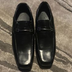 Brand New Good Condition Black Synthetic Dress Shoes For Business Casual, Elegant Black Dress Shoes For Spring, Black Synthetic Dress Shoes For Spring, Black Formal Dress Shoes For Spring, Fitted Synthetic Dress Shoes For Party, Elegant Formal Synthetic Dress Shoes, Black Synthetic Dress Shoes For Party, Derby, New Color