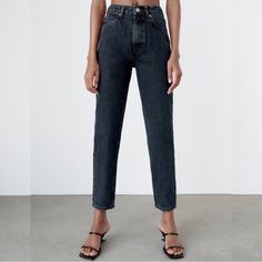 4 Zara Classic Mom Fit Jeans Denim High Rise Ankle Black 8197/003 New With Tags Size: 4 100% Cotton Measurements: Rise: 12" Inseem: 28" Waist: 13" Classic High Rise Black Jeans, Chic Black Cropped Jeans For Spring, Classic Black Mid-rise Cropped Jeans, Classic Black Cropped Jeans, Black Mid-rise Relaxed Fit Cropped Jeans, Black Relaxed Fit Mid-rise Cropped Jeans, Zara Classic Straight Leg Jeans, Black Relaxed Fit Cropped Jeans For Spring, Spring Mid-rise Black Cropped Jeans