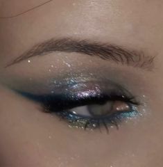 #makeup #euphoria #grunge #eyemakeuptutorial #dark #glitter #girlboss Incredible Makeup Looks, Glitter Smoky Makeup, Extra Eye Makeup, Dark Makeup With Glitter, Dark Glitter Makeup Looks, Grunge Sparkle Makeup, Dark Euphoria Makeup, Y2k Glitter Makeup, Grunge Glitter Makeup