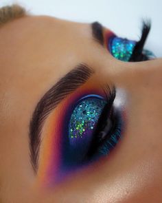 Makeup Cantik, Purple Makeup, Creative Makeup Looks, Eye Makeup Art