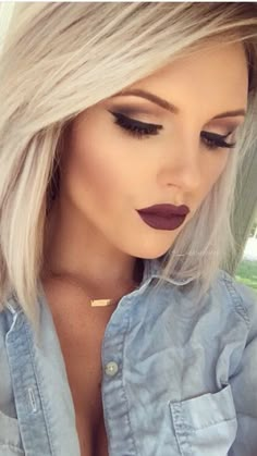 Batom escuro Fairytale Ball, Makeup Tip, Blonde Haircuts, Dark Lipstick, Sophisticated Bride, Dresses Unique, Hair Styles 2017, Black Boho, Dresses Mermaid