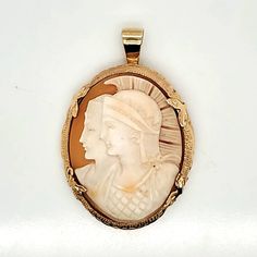 Vintage 14Ktyg Diamond Shell Cameo Pendant Colored Stone Rings, Yellow Gold Bangle, Pearl And Diamond Ring, Gold Engraving, Gold Ring Sets, Engraved Bracelet, Cameo Pendant, Gold Bangle Bracelet, Rose Gold Bracelet