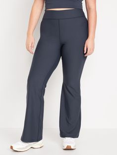 hidden front pocket go-dry wicks moisture extra high waist is 1" higher than standard high rise sits above belly button fitted hip and thigh hits below ankle 31 1/2" regular inseam 29 1/2" petite inseam 35 1/2" tall inseam models are approx.  5'9" and wear sizes s (4), l (12), and xl (18)machine wash according to the care instruction label Winter Pallet, Soft Classic Kibbe, Classic Kibbe, Lost In The Woods, Deep Winter, Soft Classic, Flare Leggings, Jack Black, Soft Natural