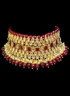 Kundan choker necklace with Ruby & Pearls Bridal Look Indian, Kundan Bridal Set, Punjabi Jewelry, Kundan Choker Set, Indian Bridal Jewelry, Kundan Jewellery Set, Kundan Jewelry, Kundan Choker, Maang Tikka