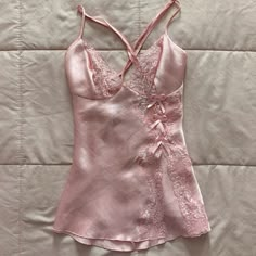 Y2K Satin Lace Crop Top Elegant Vintage Cute Crop Tops Bow Tie-up Sweet Mini Vest Women Chic Party Pink Satin Top, Chic Party, Vest Women, Cute Crop Tops, Summer Tank, Summer Tank Tops, Grunge Goth, Mode Inspo, Lace Crop Tops