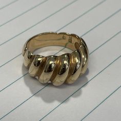 Retired James Avery 14k Gold Scalloped Dome Ring Size 8. Dome Ring, James Avery, Domed Ring, Jewelry Rings, Ring Size, Jewelry Design, Fine Jewelry, Gift Card, Things To Sell