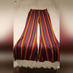 Never Worn Stretch Striped Free People Size Medium Retro Wide Leg Bottoms With Retro Print, Retro Print Wide Leg Bottoms, Summer Stretch Pants Inspired By 70s, Retro Wide Leg Pants For Festival, 70s Inspired Stretch Pants For Summer, 70s Inspired Stretch Summer Pants, Retro Wide Leg Pants For Spring, Retro Striped High-waisted Pants, 70s Inspired Wide Leg Festival Pants