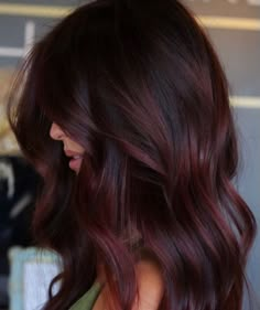 Red Balayage Hair, Fall Winter Hair Color, Dark Red Hair, Fall Hair Color For Brunettes, Long Hair Color, Burgundy Hair, Winter Hair Color, Winter Hair, Hair Inspiration Color