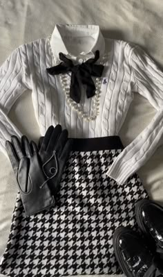 Estilo Blair Waldorf, Stile Blair Waldorf, Gossip Girl Outfits, Old Money Outfits, Estilo Preppy, Old Money Style, Money Aesthetic, Blair Waldorf, Old Money Aesthetic