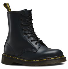 Doc Martens Style, Doc Martens Outfit, Martens Style, Doc Martens Boots, Lace Booties, Martens Boots, Boots Vintage, Dr Martens Boots, Leather Boot Shoes