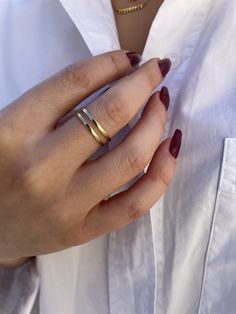 You can never go wrong with a classic stripe. This golden piece makes a beautiful pair with our Ivy ring.  Details: 14k solid gold Thickness: 4.0 mm Midi Rings Gold, Ring Everyday, Minimal Ring, Everyday Ring, Midi Ring, Gold Ring Stack, Everyday Rings, Gold Band Ring, Midi Rings