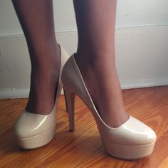 New Without Tag. 51/2in Heel. Nude. Size 9. Excellent Condition...Aside From 2 Faint Spots On Outer Heel Of Left Shoe. Unnoticeable. See Last 2 Pics. Fitted Platform High Heel Court Shoes, Fitted Platform Court Shoes With Round Toe, Fitted Platform Court Shoes With High Heel, Cream Fitted High Heel Court Shoes, Cream High Heeled Court Shoes, Beige Heels For Night Out, Beige Fitted Heels For Night Out, Fitted Beige Heels For Night Out, Cream Heels With 4-inch Heel