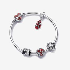 Marvel Jewelry, Pandora Bracelet Charms Ideas, Spiderman Gifts, Pandora Bracelet Designs, Spider Pendant, Disney Gift, Wedding Jewelry Set, Jewelry Accessories Ideas, Pandora Bracelet Charms