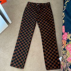 Size 8 Never Worn With The Tag Off Pretty Little Things Black And Brown Checkered Trendy Brown Cotton Pants, Trendy Brown Trousers, Trendy High-waisted Brown Pants, Trendy Brown Bottoms, Brown Checkered, Checkered Pants, Pants Color, Flare Jeans, Little Things