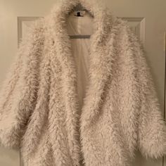 Never Worn, Perfect Condition, Super Cozy Cream/White Fluffy Sherpa Coat Fluffy Beige Outerwear For Fall, White Fur Coat For Winter, Spring Cozy Fur Coat With Faux Fur Lining, Cozy Spring Fur Coat With Faux Fur Lining, Fluffy Beige Outerwear For Cold Weather, White Outerwear With Faux Fur Trim For Fall, White Cozy Outerwear For Spring, Fluffy Fur Coat For Cold Weather, Cozy White Outerwear For Spring