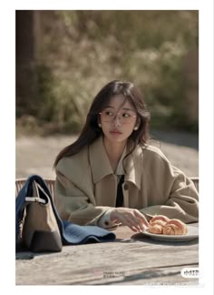 Mode Ulzzang, Pose Reference Photo, Up Girl, Korean Outfits, Casual Style Outfits, Ulzzang Girl, Aesthetic Outfits, Aesthetic Girl