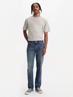 Meet our most versatile fit;our 502™ Taper jeans. Cut on the slimmer side (but still roomy enough for comfort) with a streamlined, tapered leg, they’re a more refined, modern alternative to straight jeans and a universal favorite across builds. They look great both cuffed and uncuffed, and go with pretty much any shoes, so whip out the sneakers, combat boots or slip-ons. A classic taper for every day Extra room for comfort A refined, modern alternative to straight jeans Made with Levi’s® Flex Ec Classic Taper, Ribcage Jeans, Levis Outfit, Taper Jeans, Future Self, Dad Jeans, Relaxed Jeans, Chino Jeans, Loose Jeans