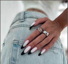 Minimalist Art Nails, White Minimalist Nails, Simple Fall Nails, Edgy Nails, Casual Nails, Acrylic Nails Coffin Short, Nails 2024