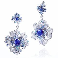 Chinese Orchid Earrings by Anna Hu. @annahu_hautejoaillerie Chinese Orchid, Black Diamond Earrings Studs, Orchid Earrings, Asian Jewelry, Emerald Earrings, Jewelry Designers, Blue Jewelry, Sapphire Earrings