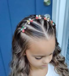 Toddler Fairy Hairstyles, 2nd Birthday Hairstyles, Elementary Picture Day Hairstyles, Christmas Hair Styles For Kids Simple, Hairstyles With Headbands For Kids, Kids Half Up Half Down Hair, Half Up Half Down Kids Hair, 1st Grade Hairstyles, Kids Party Hairstyles