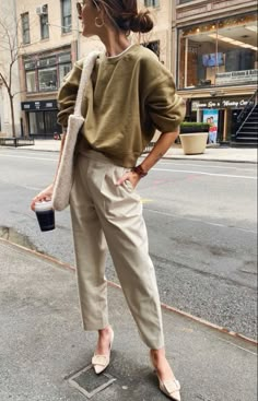 Arielle Charnas Style, Arielle Charnas, Fest Outfits, 가을 패션, Look At You, Winter Fashion Outfits, Work Outfits, Dive In, Spring Summer Fashion